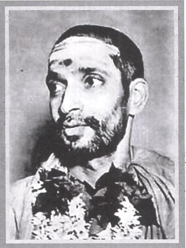 धर्मसम्राट स्वामी करपात्री जी महाराज का श्वेत-श्याम चित्र